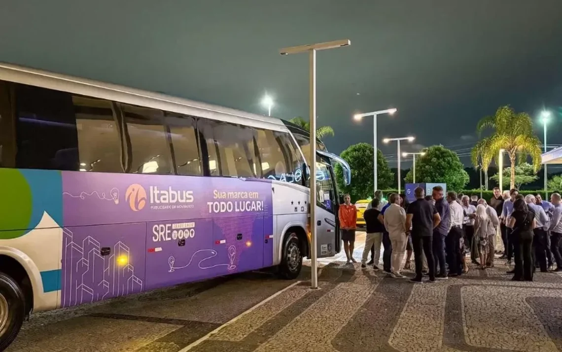 Itabus, ônibus personalizado, empresa de transporte