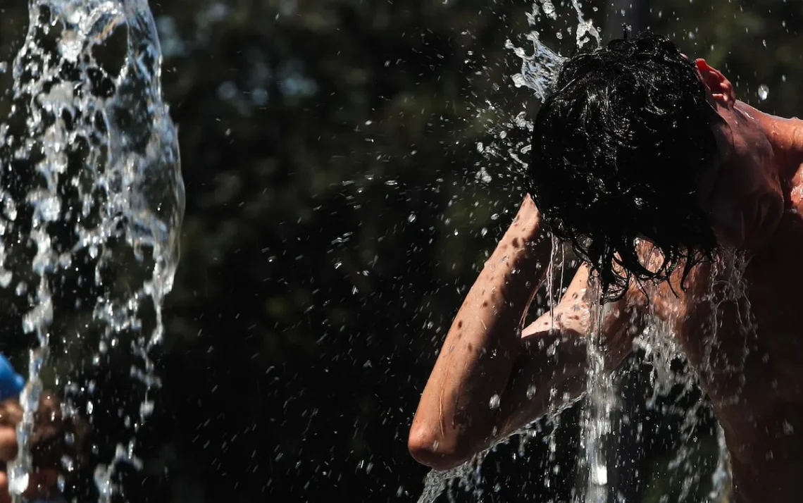 temperaturas elevadas, calor intenso, dias mais quentes