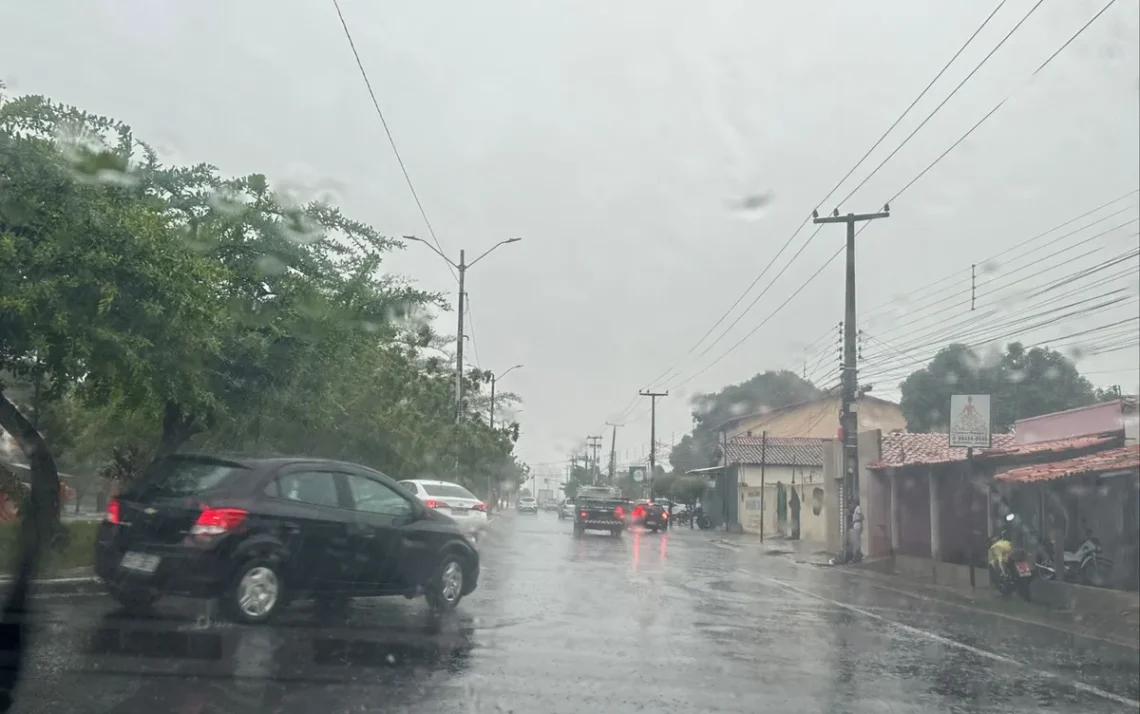 temporal, tempestade, precipitação intensa