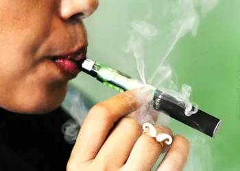 vapes, dispositivos eletrônicos para fumar, cigarro eletrônico