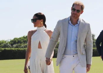 duque e duquesa, casal real, príncipe e Markle