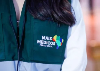 Mais, Médicos;