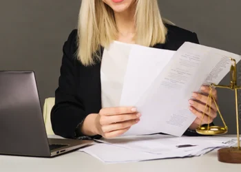 emprego, relação, trabalhador, contrato, de trabalho;